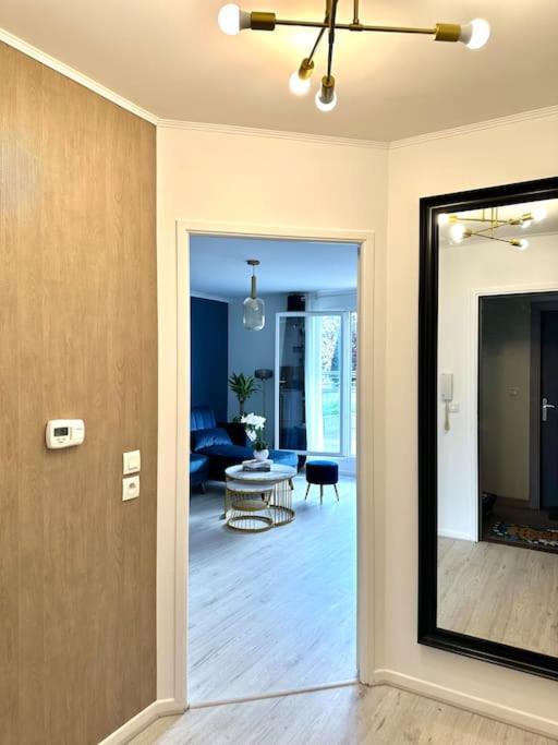 Perle Rare « le Cosy De Cdg » Appartement *